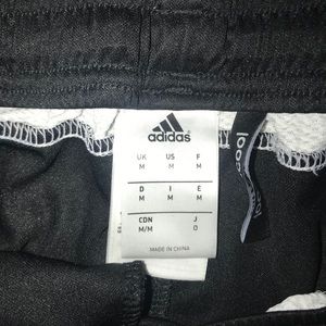 adidas Shorts - Adidas 3/4 Shorts adidas Shorts - Adidas 3/4 Shorts